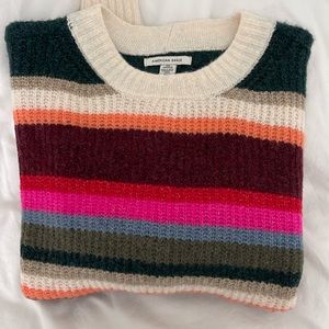 American Eagle multi colored sweater in size xxs and has only been worn once.
